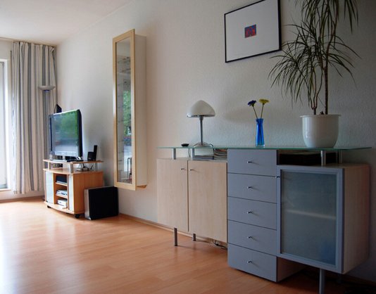 Fotolia_14712537_Subscription_XL Hängeschrank