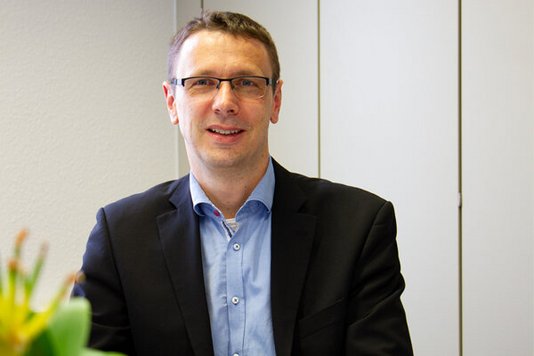 Town-Country-Haus-Karriere-Abteilung-Controlling-Jens-Opfer Jens Opfer