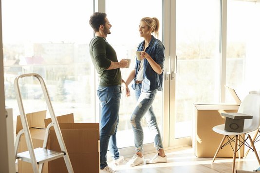 Haus-Paar-Umzug-Serie-13-15