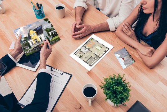 verkauf-verkaufsgespraech-beratung-bauberater-19 Beratungsgespräch mit Town und Country